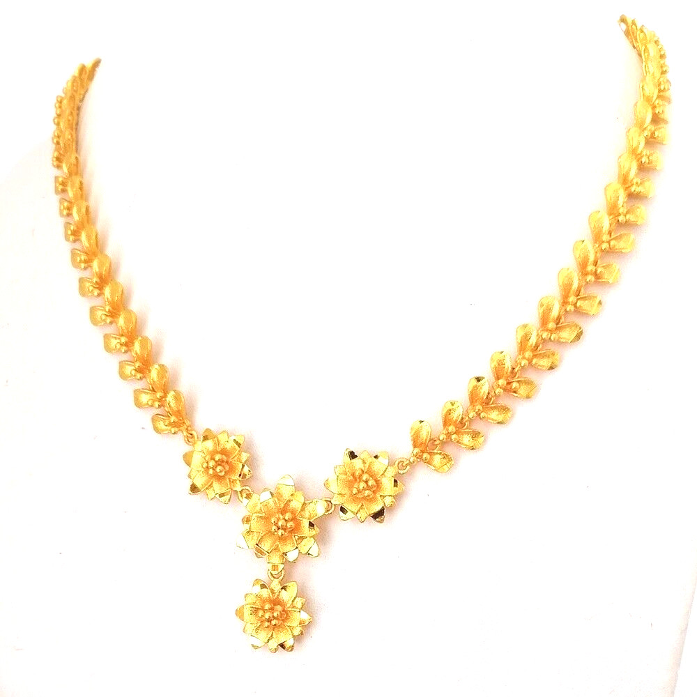 Wicuas​17​ Gold Plated Flower Chain Necklace Hypoallergenic​ Short 20 ​IN​ Thai