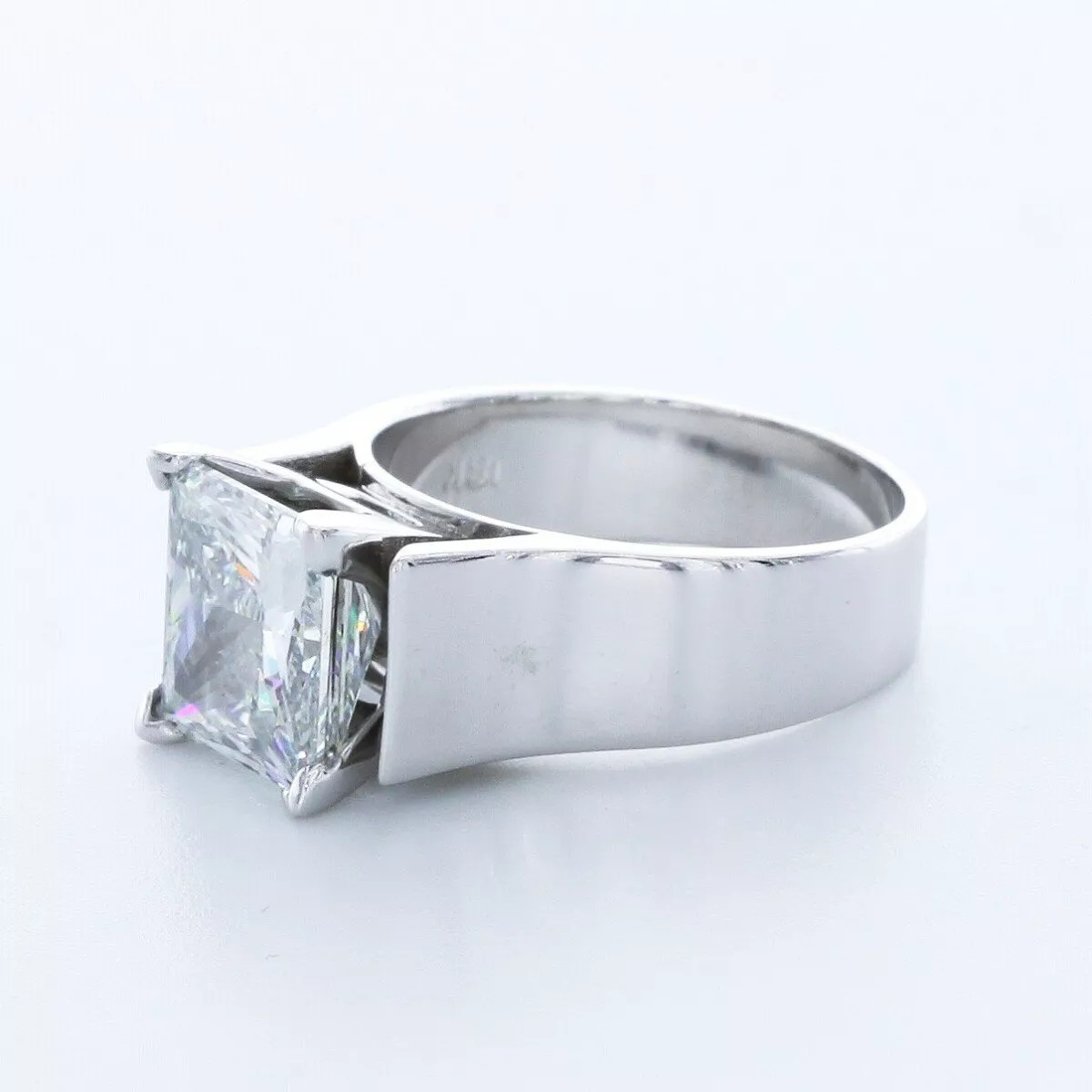Solitaire Engagement Ring 18K Gold 3.09 Carat Princess Lab-Grown Diamond H VS1