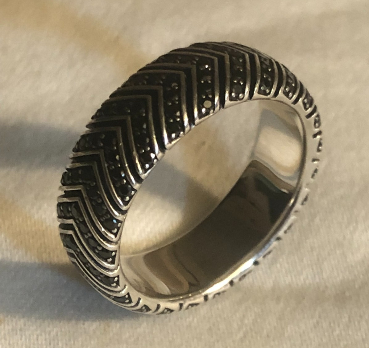David Yurman Sterling Silver Men’s Chevron Black Diamond Band Ring 8mm – Size 10