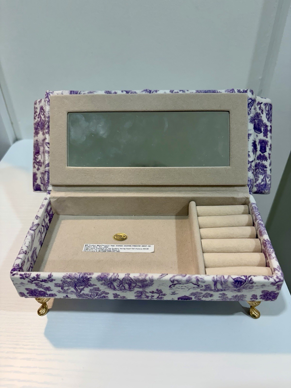 Purple/White Toile Sofa-Shaped Jewelry Box w/ Mirror Lid, Velvet Lined, 6 Ring