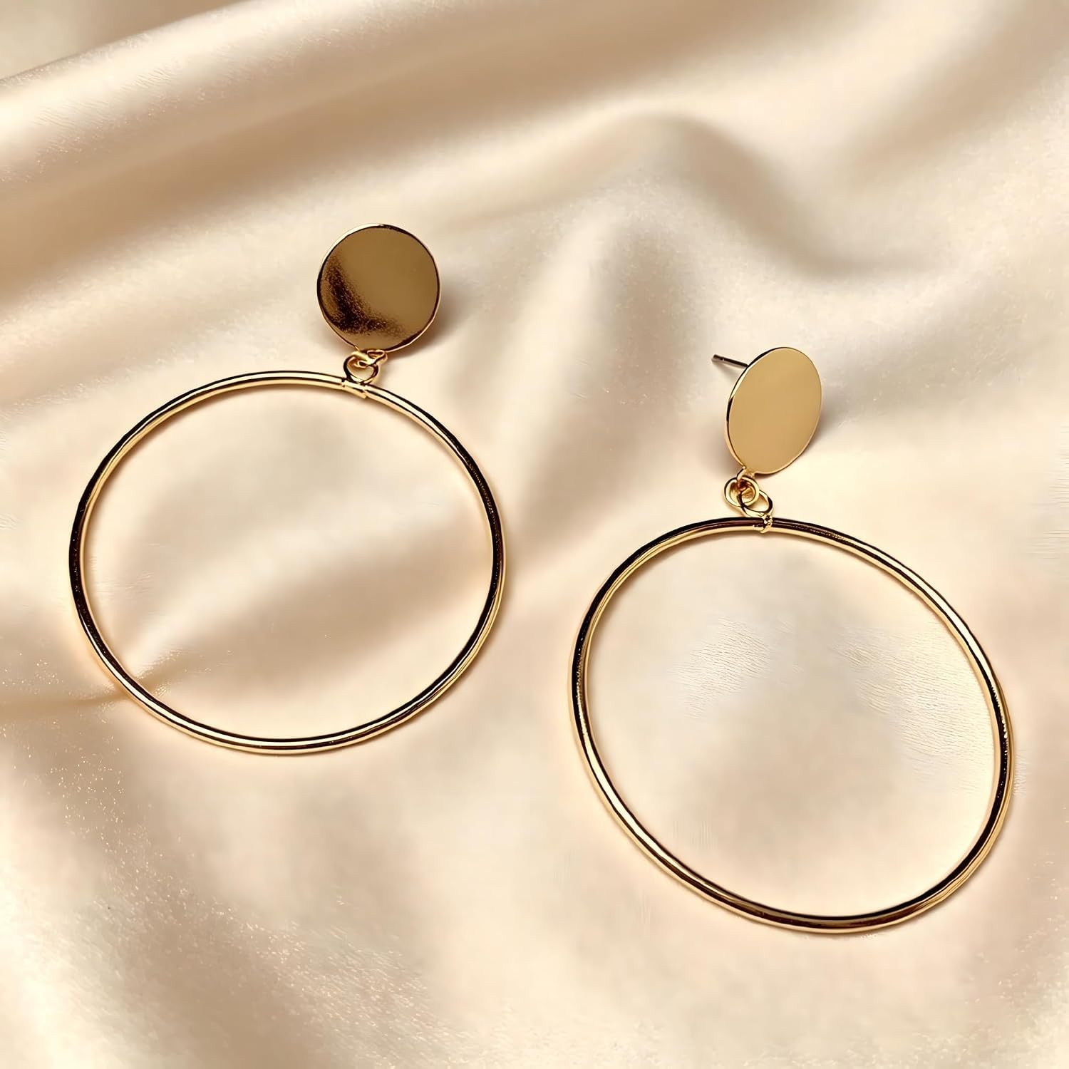 Geometric Double Circle round Stud Earrings Women’S Lucky Number 8 Shape Hollow