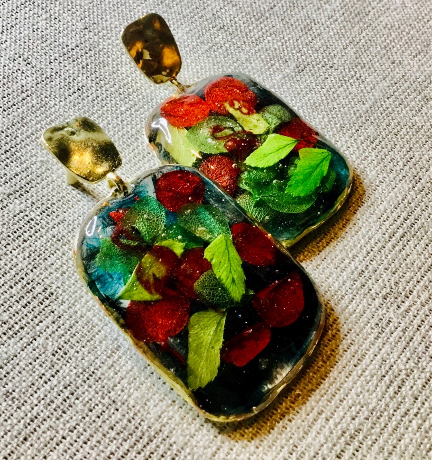 Flamingo Drop Earrings with Real Flowers, Colorful Confetti Earrings set of 2