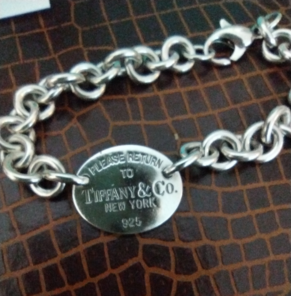 Please Return To Tiffany & Co Oval Tag Charm 7.5″ Bracelet in Sterling Silver