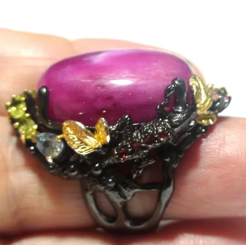 Cherry Ruby 86.30 carat Lizard Ring, Sterling Silver, Black & Yellow Gold Plated