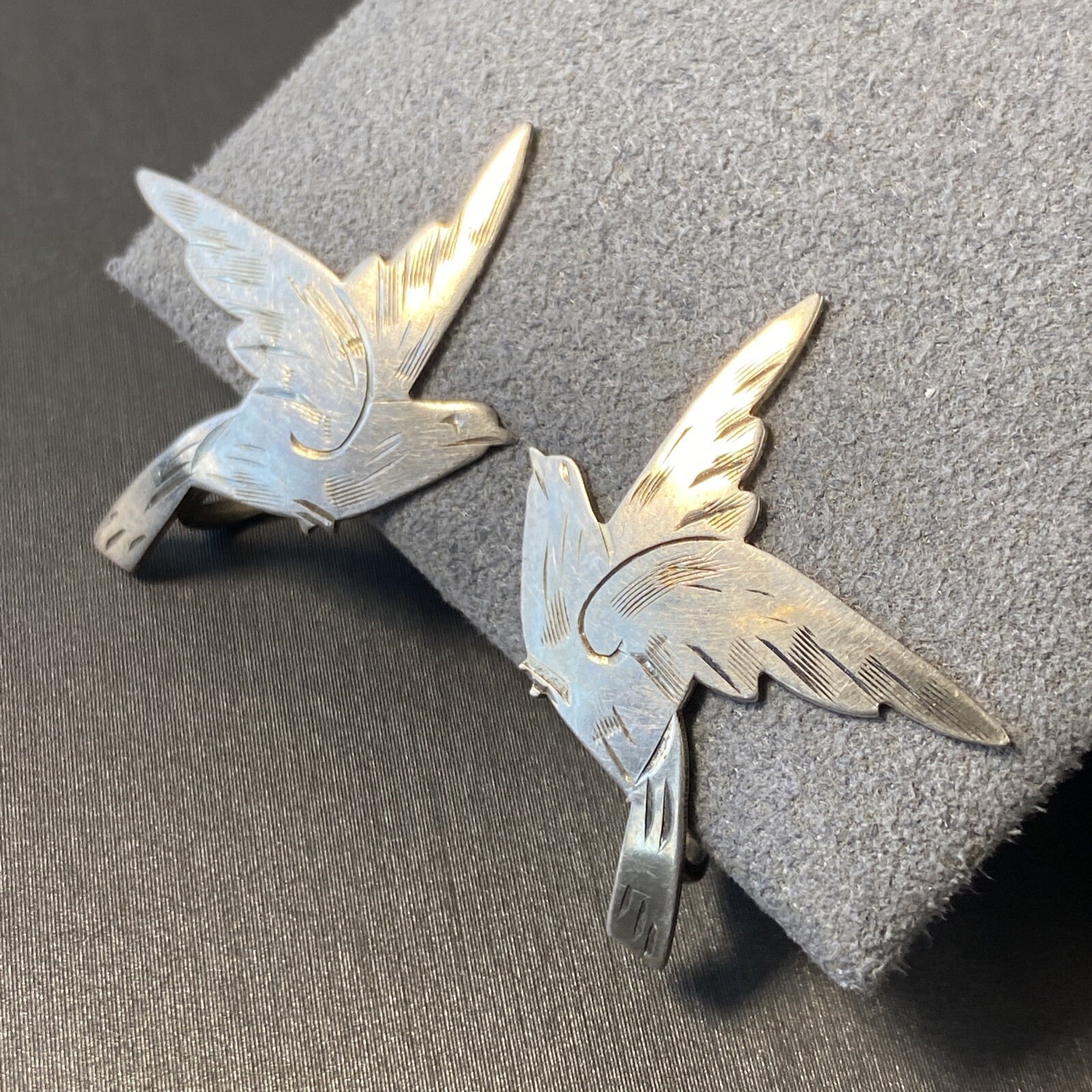 Vintage Screw-Back Earrings Estate Fine Jewelry Pre-Owned Bird Dove Piece Sterl