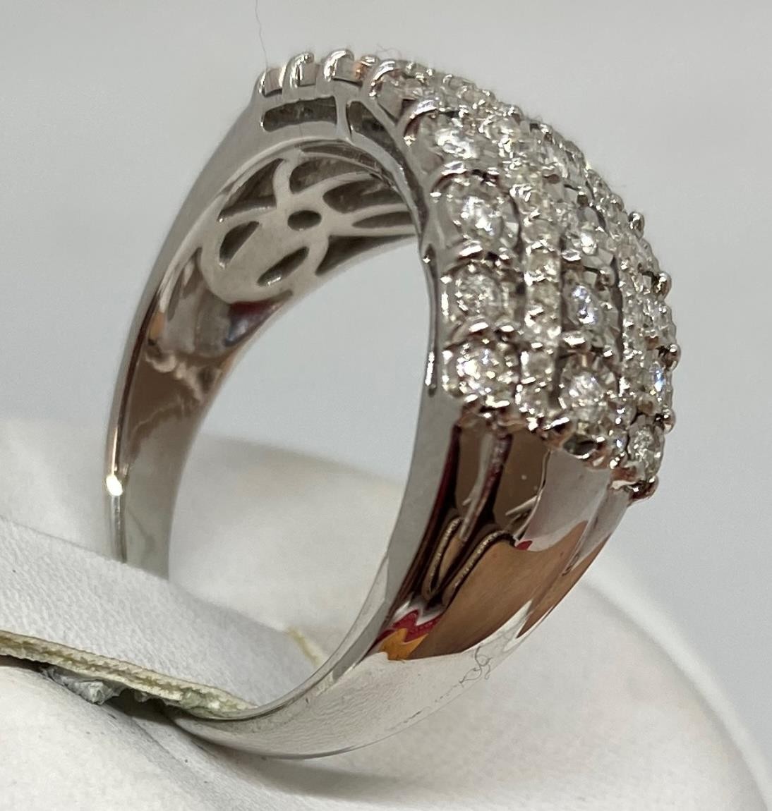 Sterling Silver .50 ctw Diamond Ring Size 7 R118