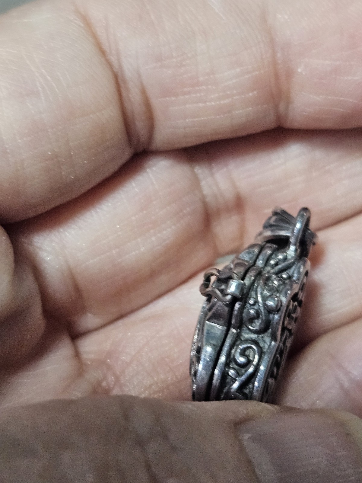 Vintage Sterling Silver Prayer Box Cross Pendant 1″L 8.2g