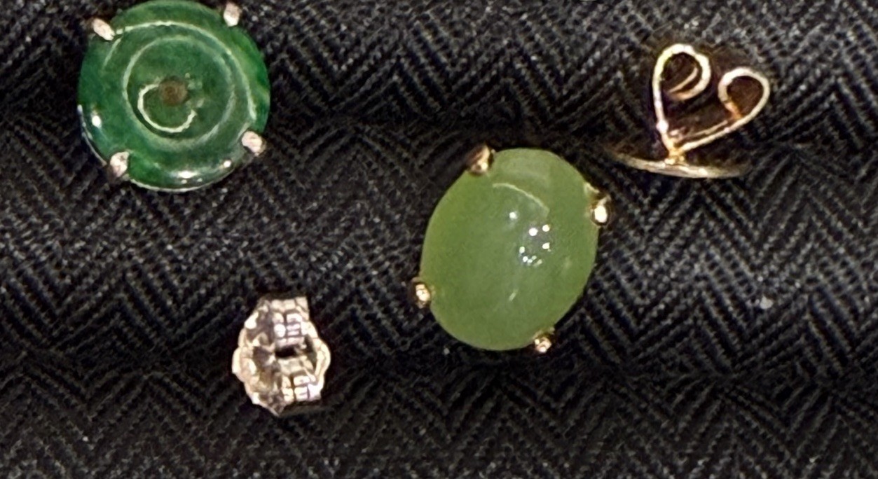 Estate Asian Lacquer Jewelry Box Filled Jewelry 14k Gold Jade Pearl Treasure Lot