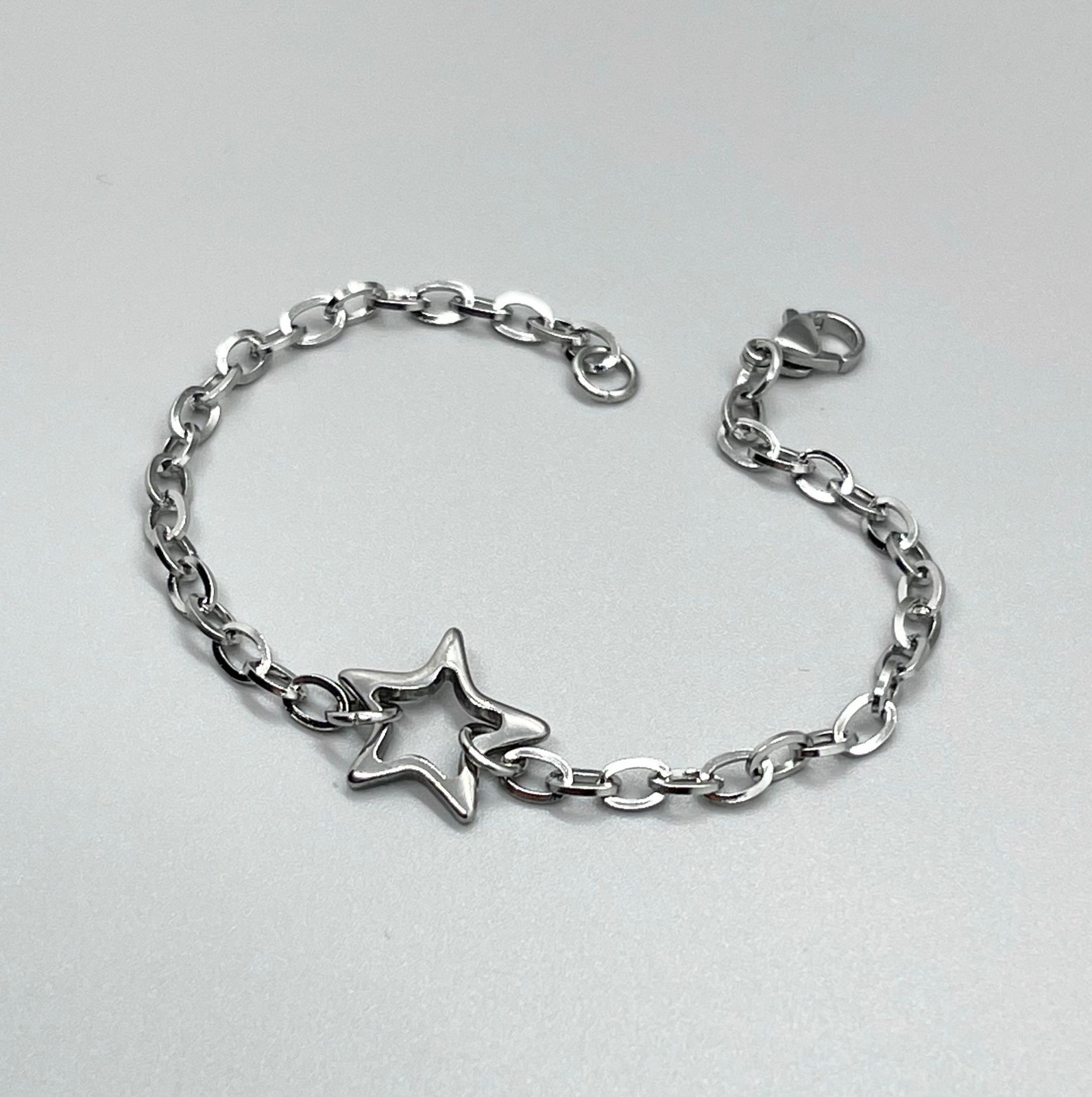 Stainless Steel STAR Charm Bracelet No Tarnish Silver Chain New – USA Seller