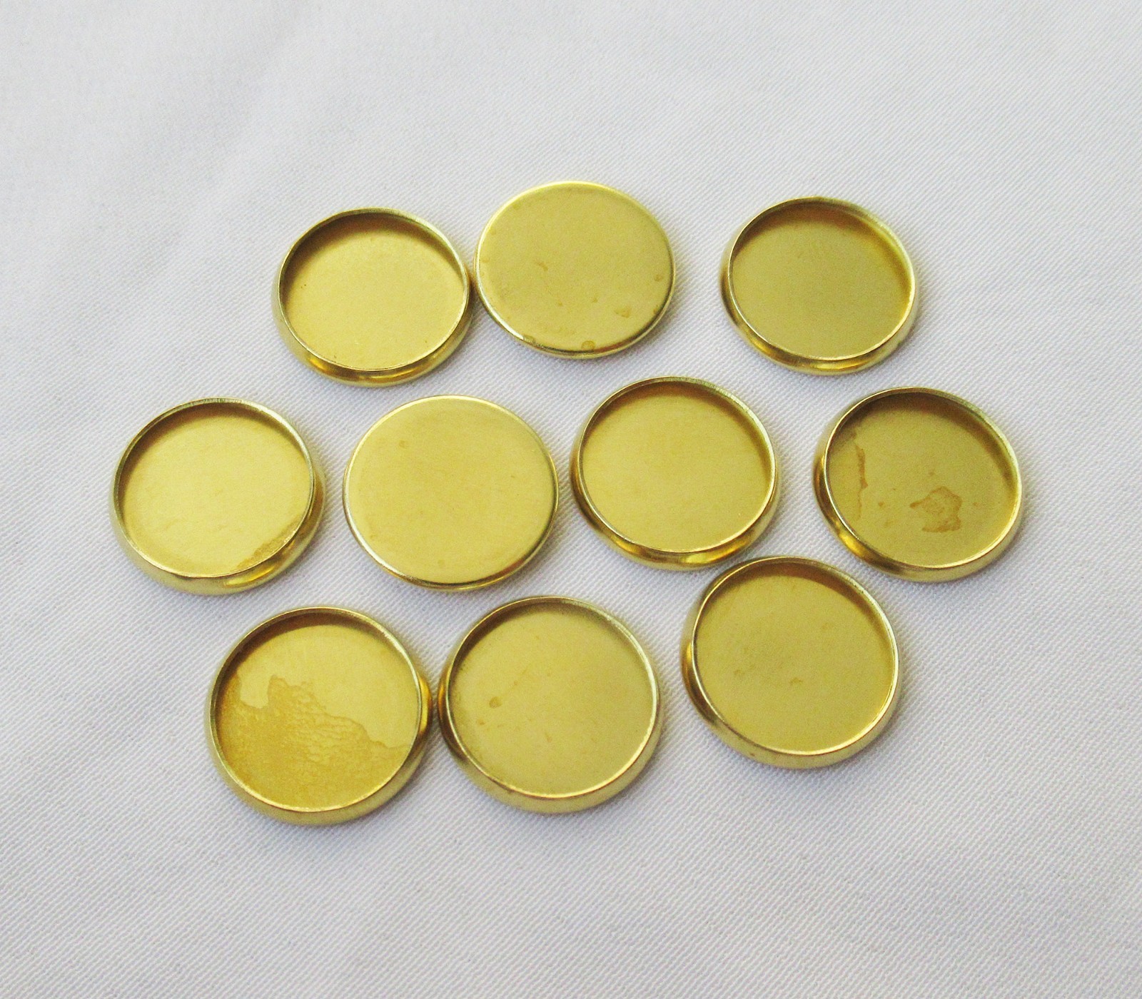100pcs Round Brass Bezel Cup for 12mm Cabochons Settings for DIY Jewelry Making