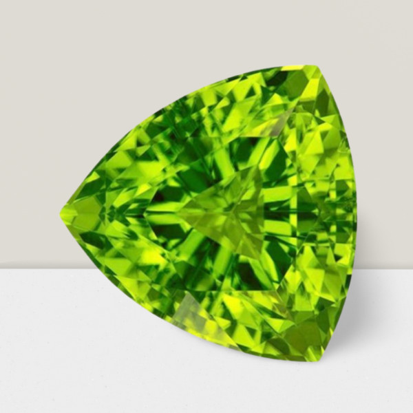 Peridot Trillion Cut Gemstone 2.5 Cts – 10 mm VVS Loose Gem #