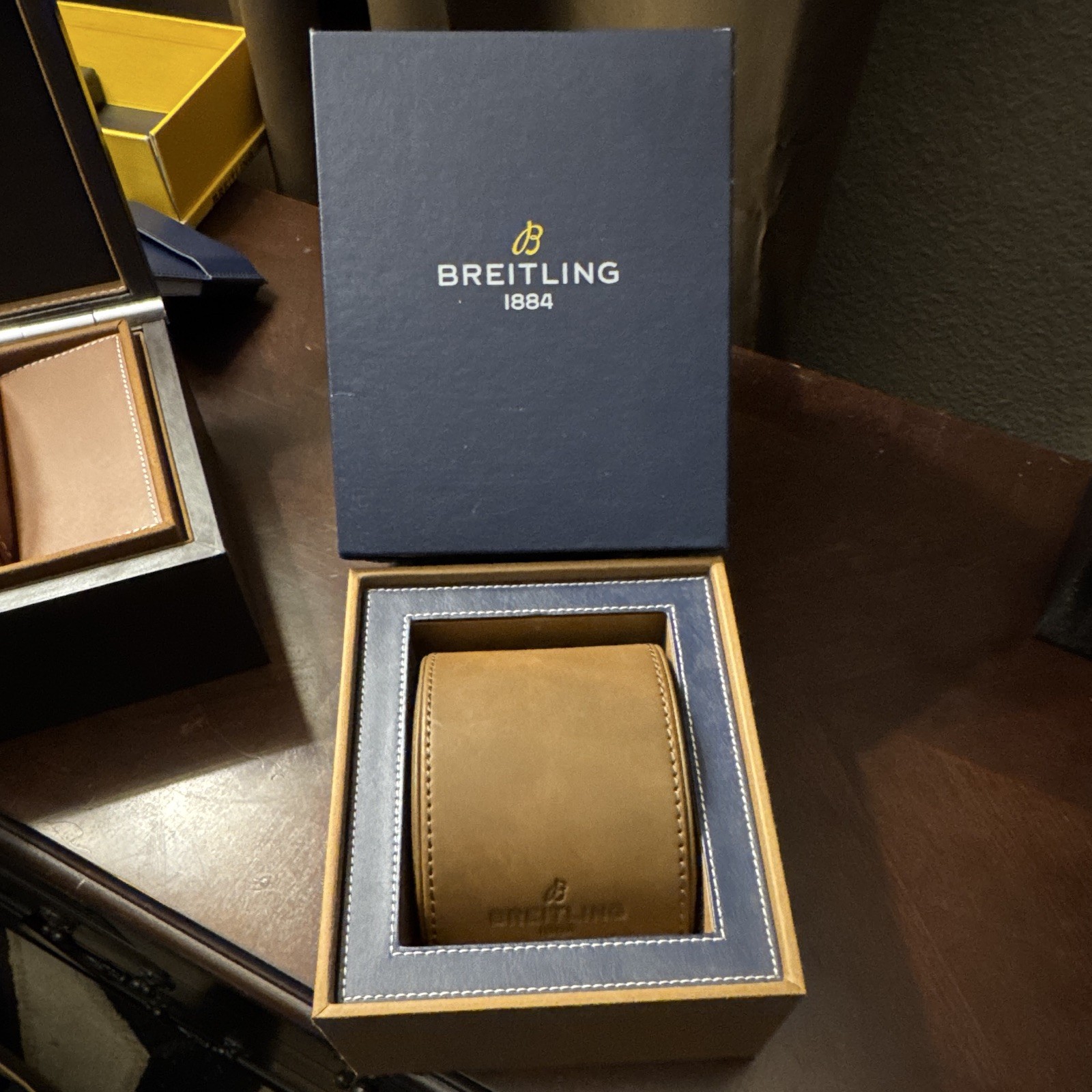 Breitling Single Watch Presentation Box Case Black, travel case with pouch/box