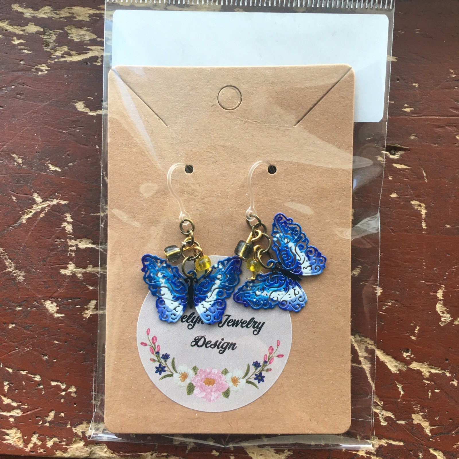 1 Pair Of Evelyn’s Jewelry Design Earrings