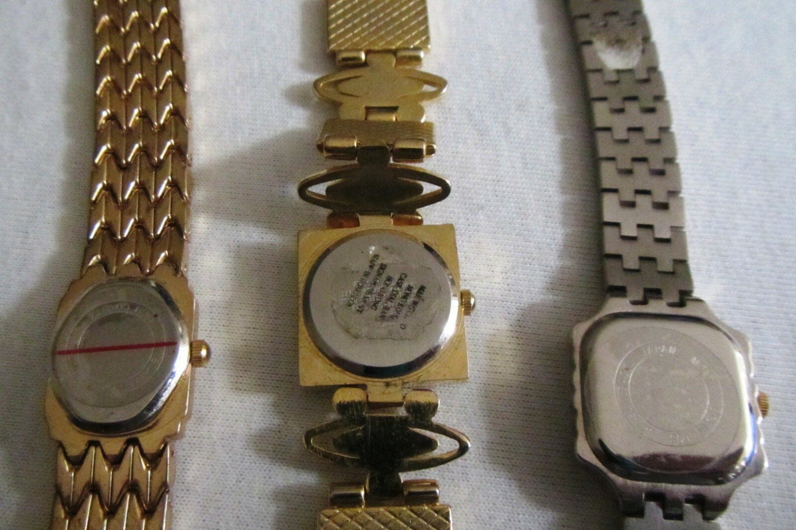 20 ct Lot Mixed Watch (all non working need batteries) See list in Description