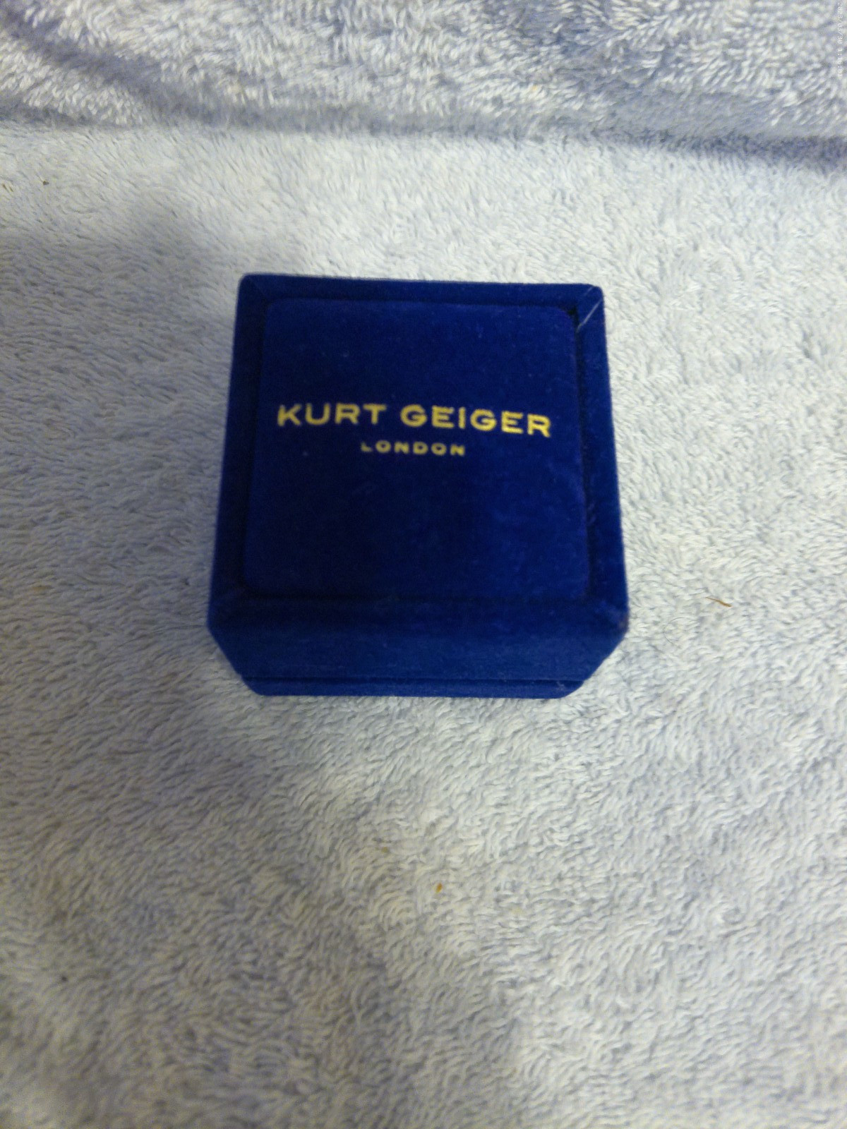 Kurt Geiger Size 9 Eagle Cocktail Ring New In Box