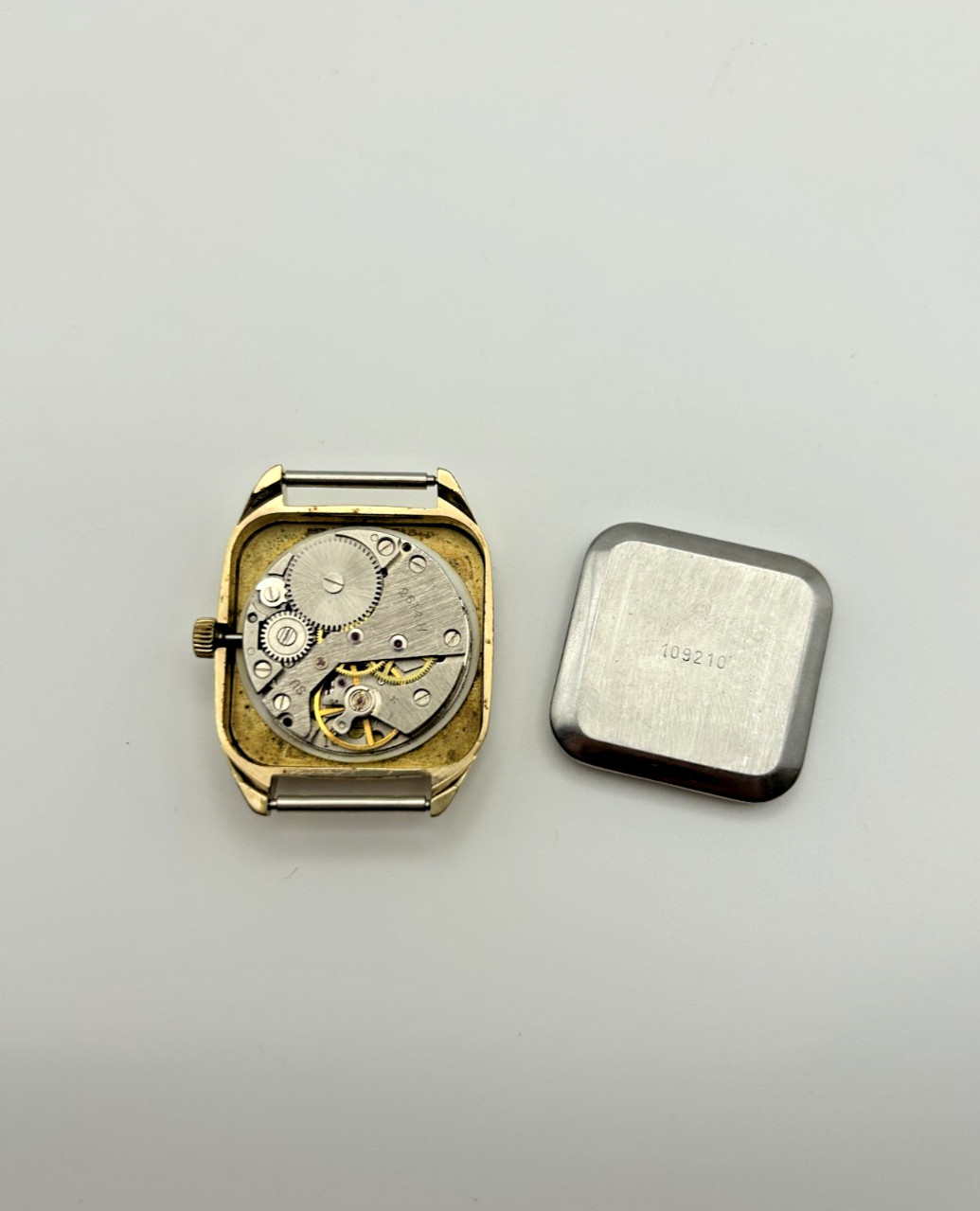 Vintage Raketa (Ракета) Square “TV” Mechanical Date Watch | Cal. 2614.H | USSR