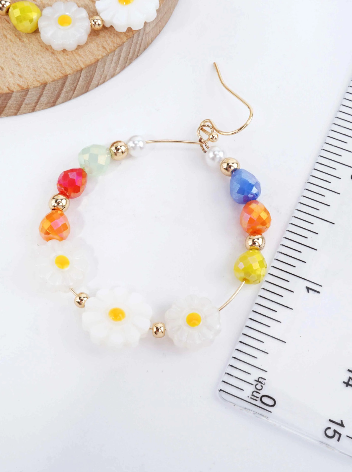 Acrylic Beaded Daisy Dangle Earrings 1.5in, Flower, Fish Hook, Multicolor