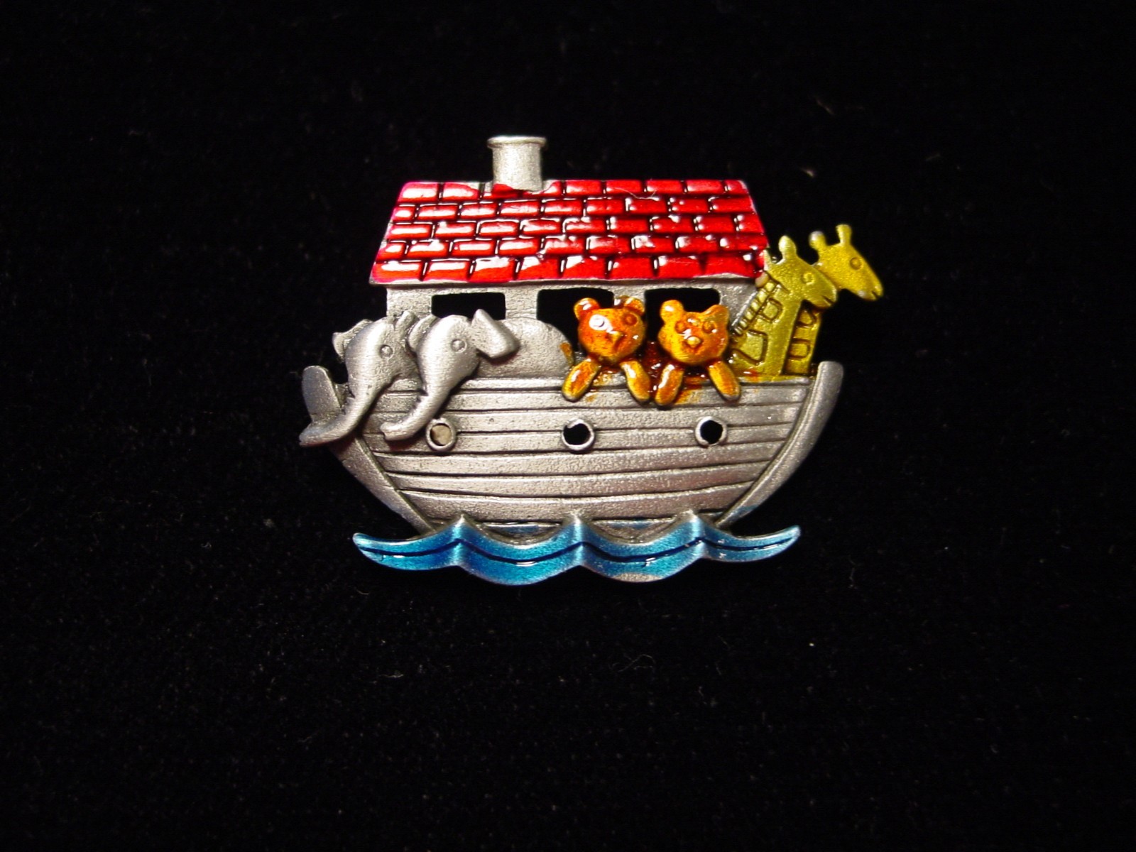 “JJ” Jonette Jewelry Silver Pewter ‘NOAH’s ARK’ Tack Pin