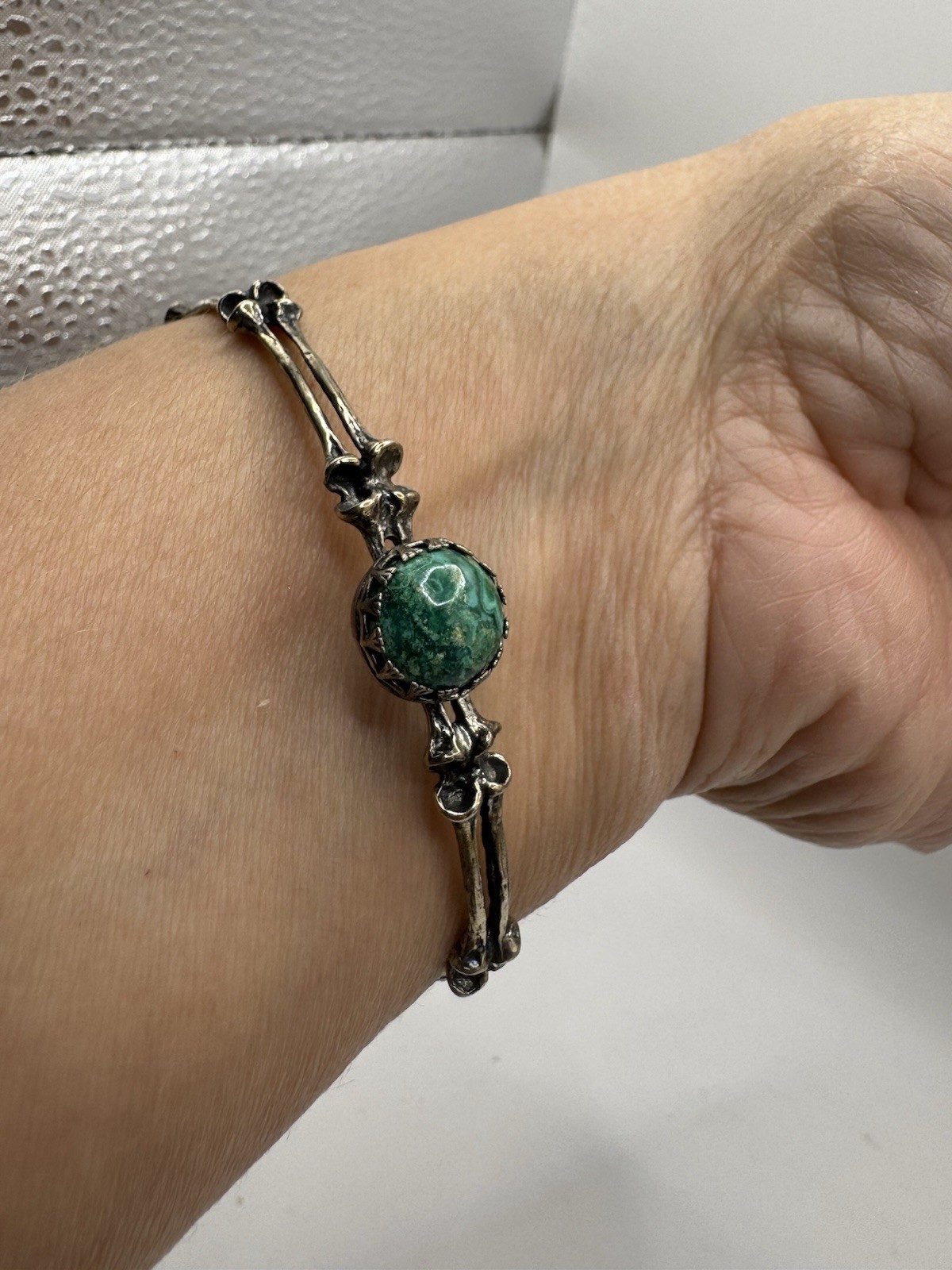 Vtg Native American Navajo Bone Bracelet Sterling Silver 925 3 Green Malachites