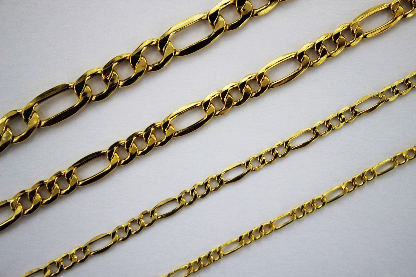 10k Yellow Gold 2mm-5.5mm Figaro Link Chain Necklace 16″ – 30″ Hollow