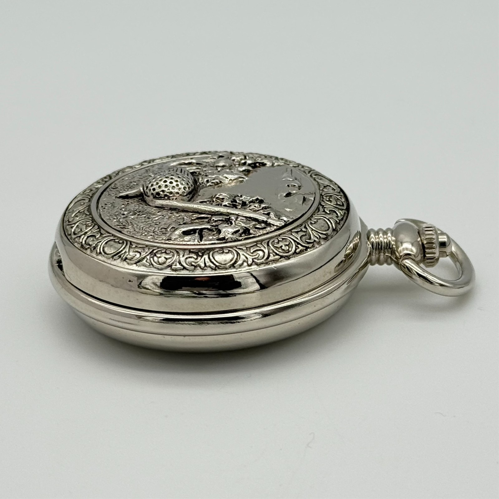 Modern Glossy Silver Tone Golf Themed Heavy Quartz Pocket Watch, 51mm White Dial