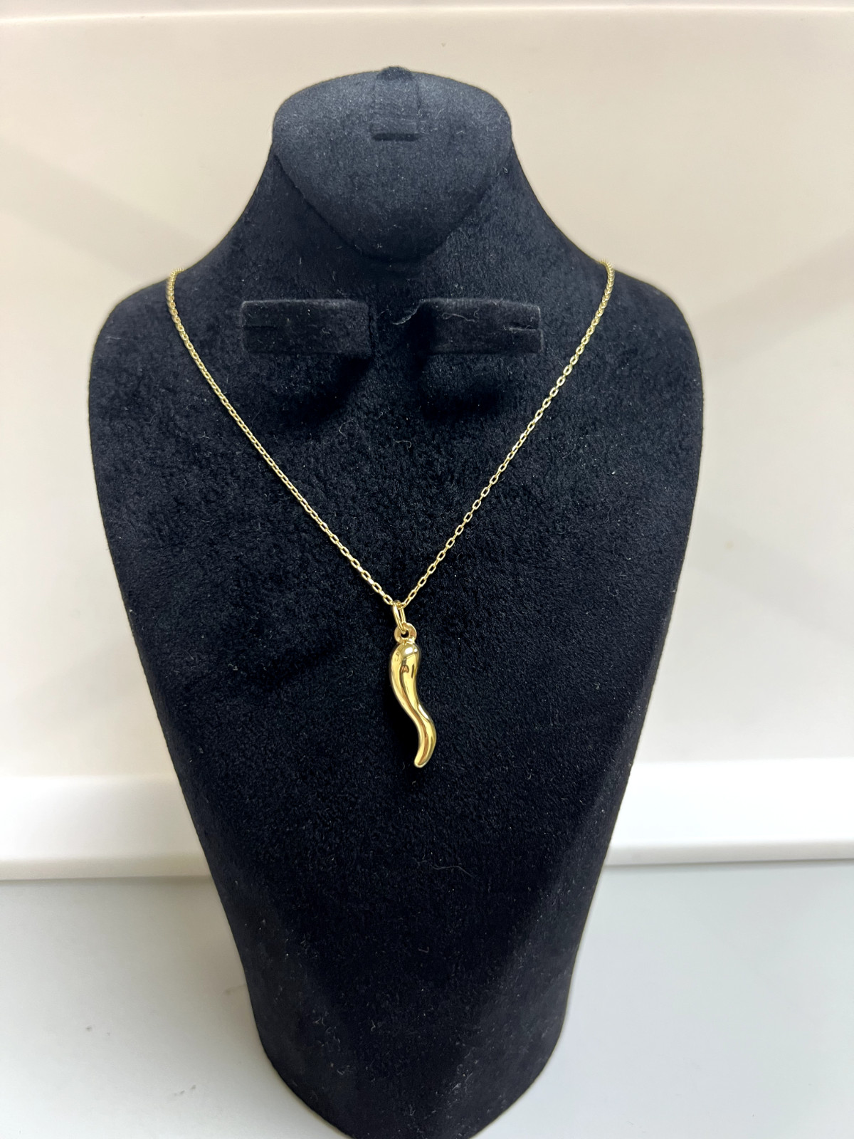 14K Gold Plated 18″ Italian Horn Pendant Necklace Cable Chain Sterling Silver