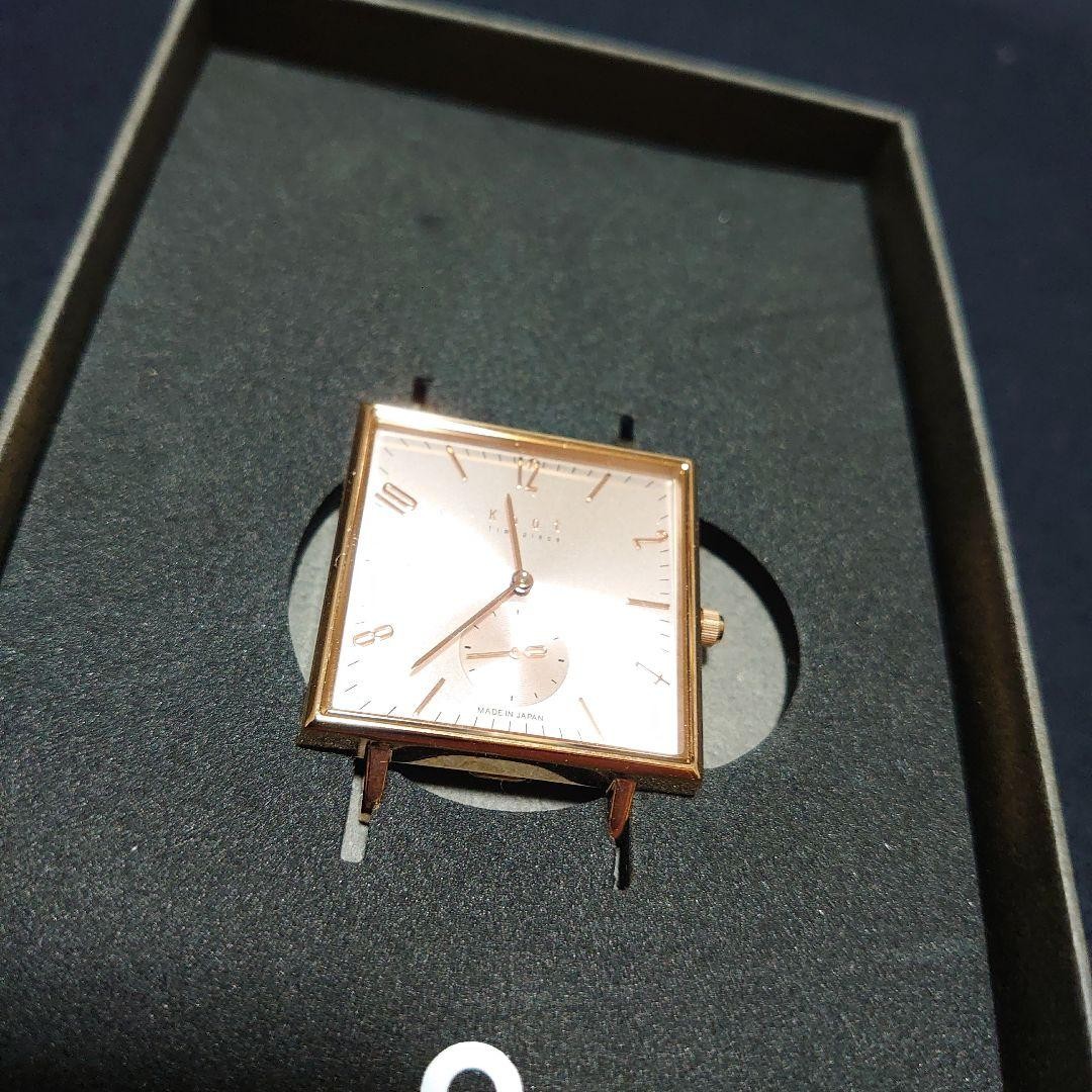 Knot Square SQ-32RGRG with selectable genuine strap
