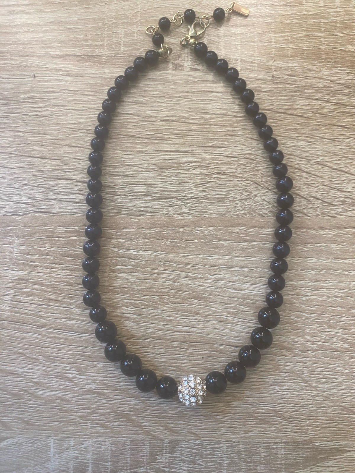 Classic Glossy Black Beaded Necklace Sparkling Rhinestone Accent Gold Tone Clasp