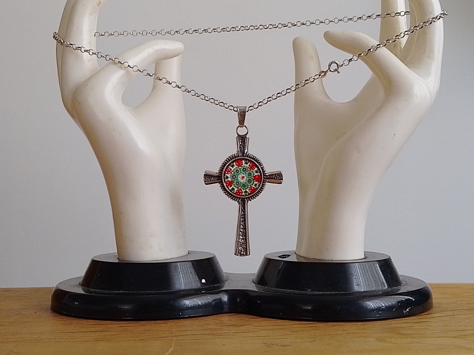 Superb 925 Sterling Silver & Millefiori Cross Necklace by Anna Marrone – 156 VE