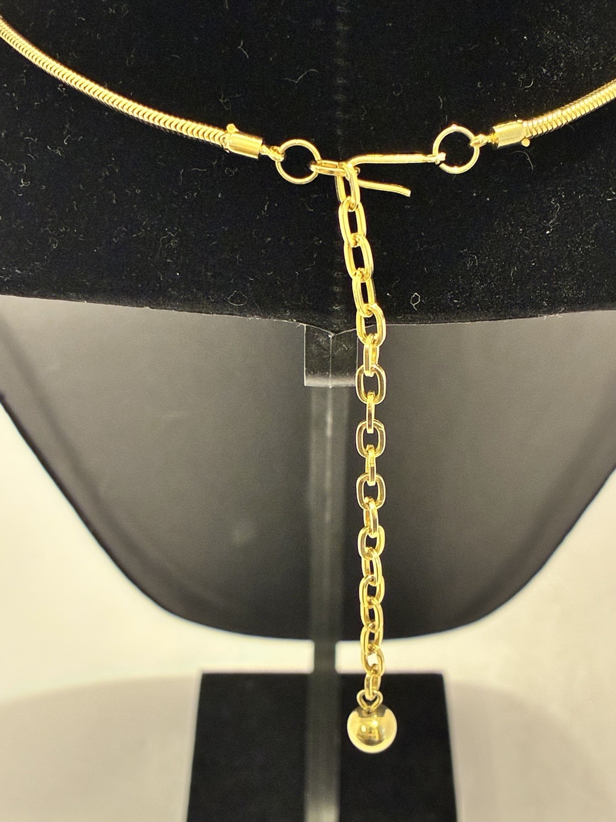 Minimalist Gold Tone 3-Ring Concentric Statement Pendant Necklace 14″ Chain