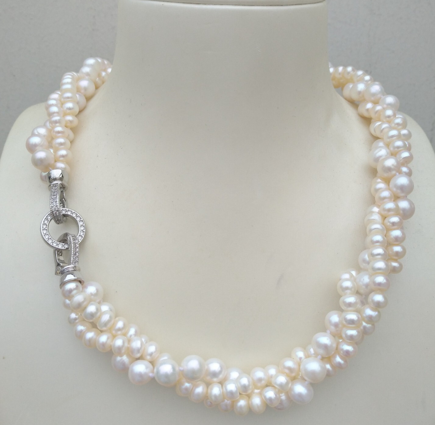 17in Three Strands One Twist Natural AAA Akoya White Pearl Necklace 14K Gold P