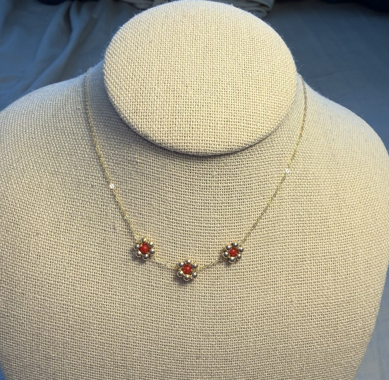 14K Yellow Gold Red Coral 3-Station Flower Necklace 16 inch Chain Spring Ring