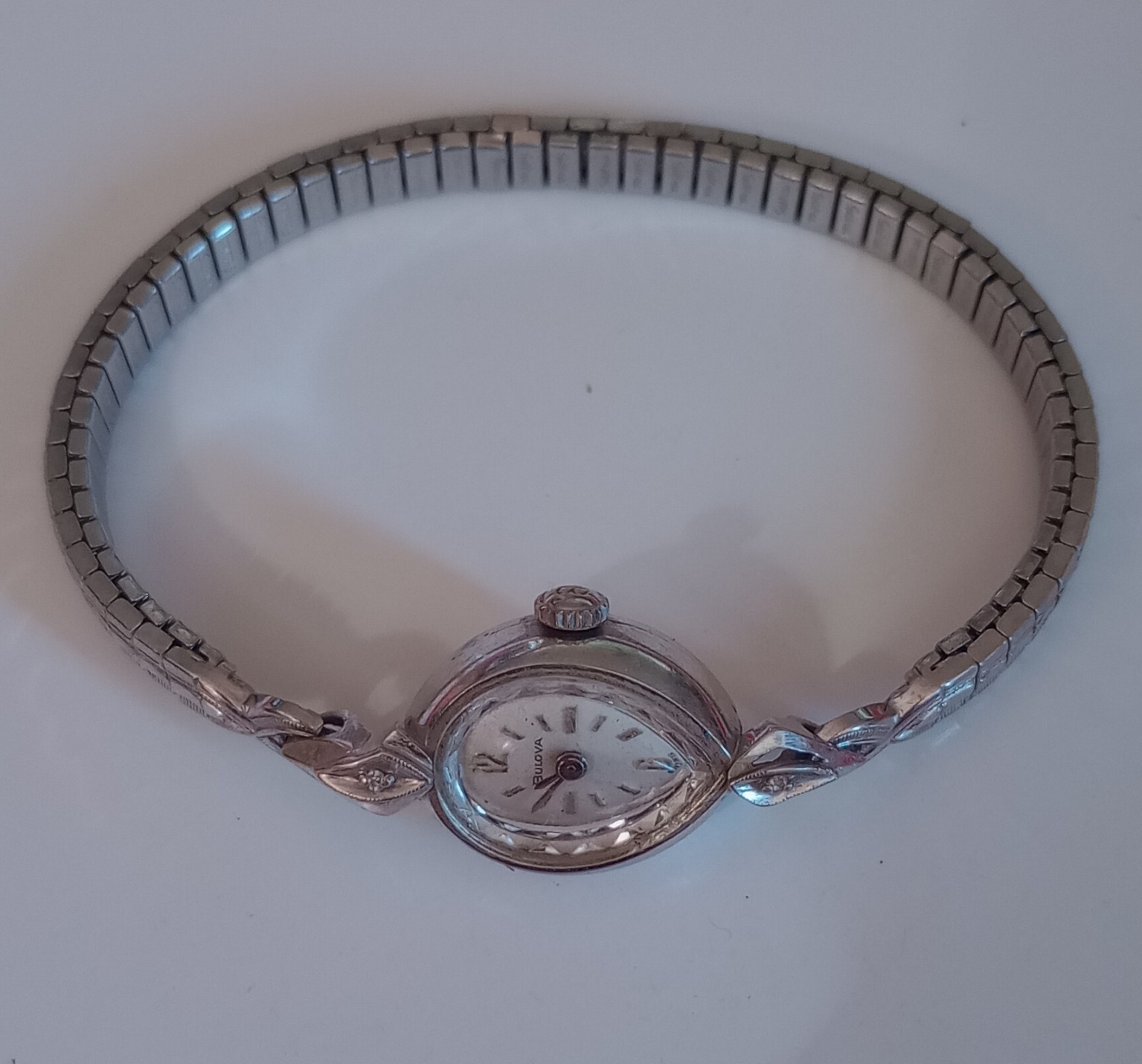 Bulova Vintage Women’s Manual Wind 17J White Gold Oval Silver W/ Diamonds