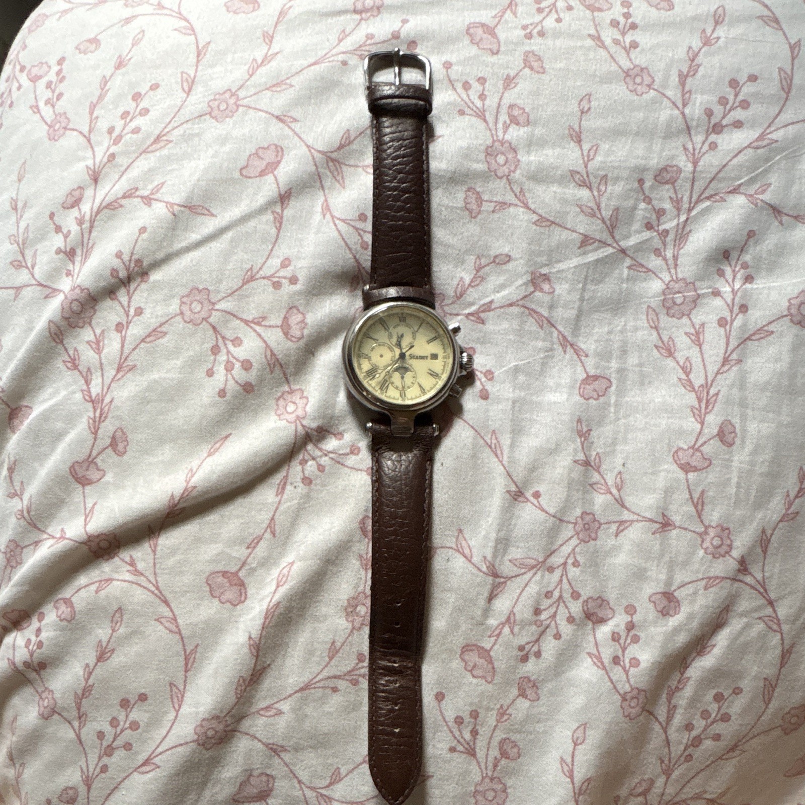 Stauer Men’s Quartz 11224 ST01SBY Cream Roman Dial Worn Brown Leather Strap
