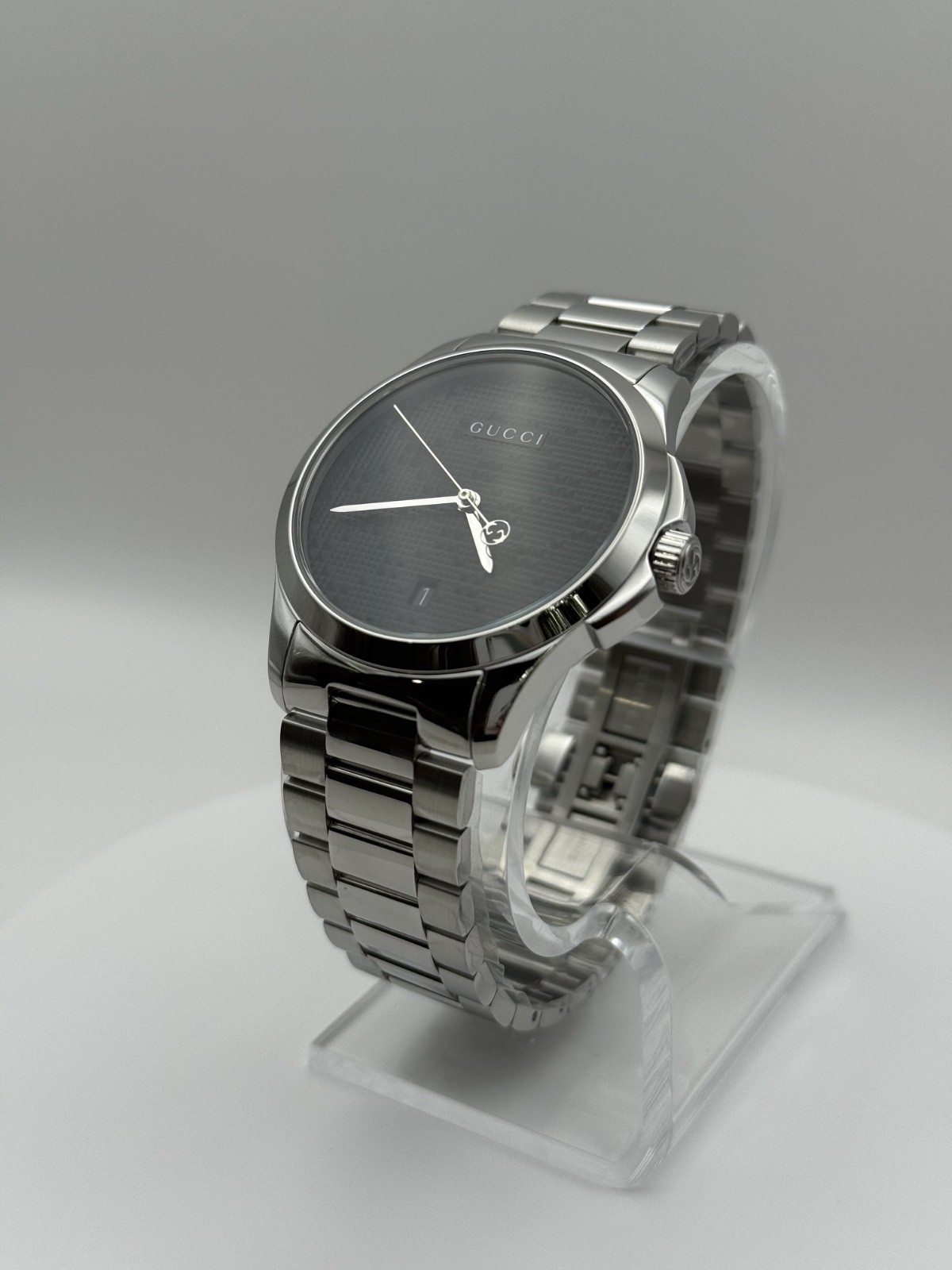 Versace VERD00318 Palazzo Empire white gold Stainless Steel Swiss Watch 43mm.