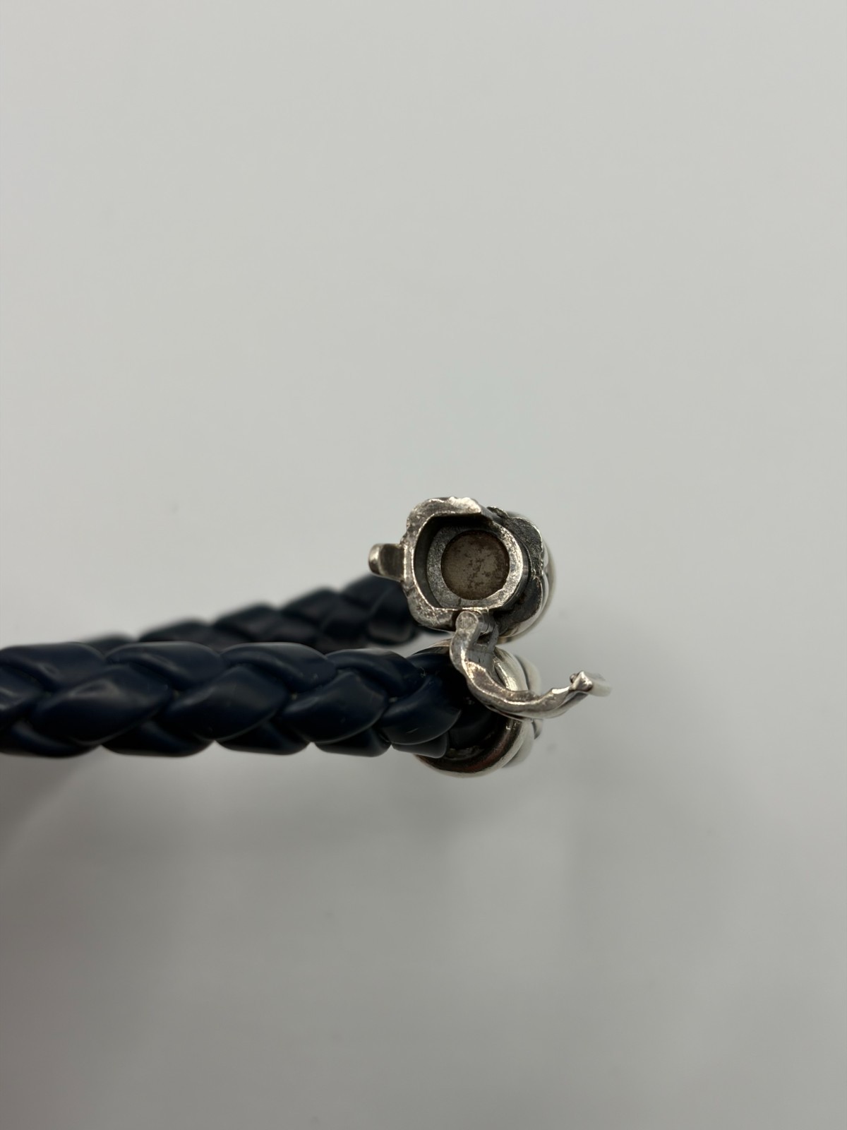 David Yurman Chevron Blue Rubber Sterling Silver Bracelet 7.5″ 8mm