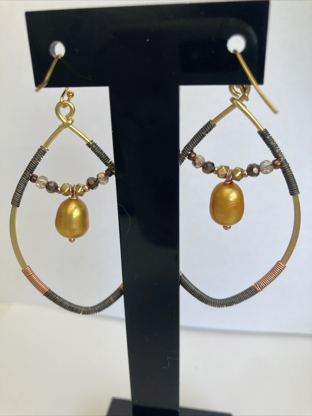Vintage Metal Earrings Made In Thailand Wire Wrapped Large Pearl See Description