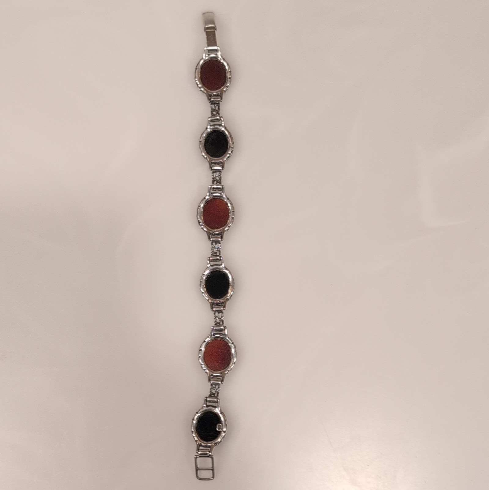 925 Sterling Silver Link Bracelet Oval Cabochon Bezel Red Stones 8 in