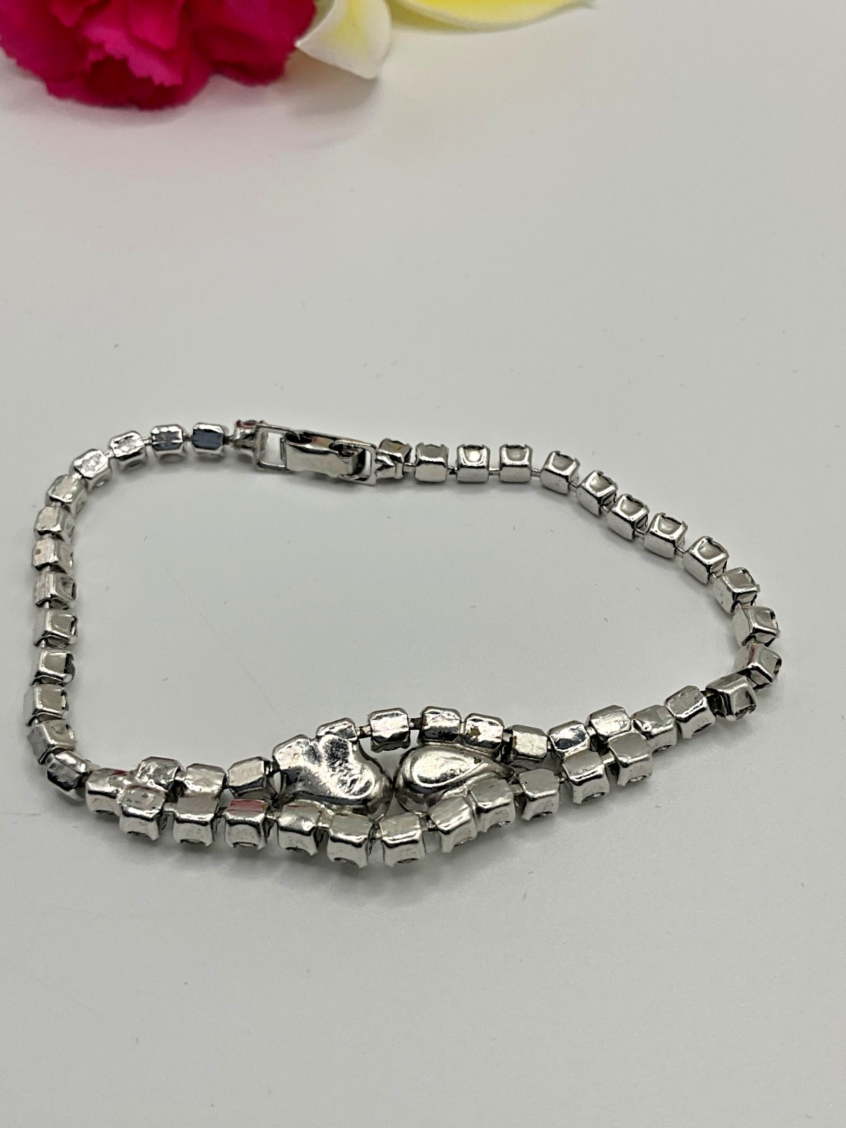 Vintage Unsigned Clear Rhinestone Tennis Bracelet Pear Cut Silver Tone 7”