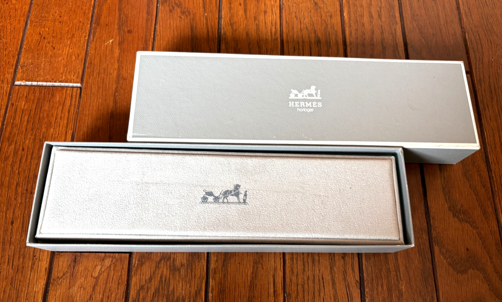 Hermes genuine Empty Watch case made of Leather Good Condition #M80