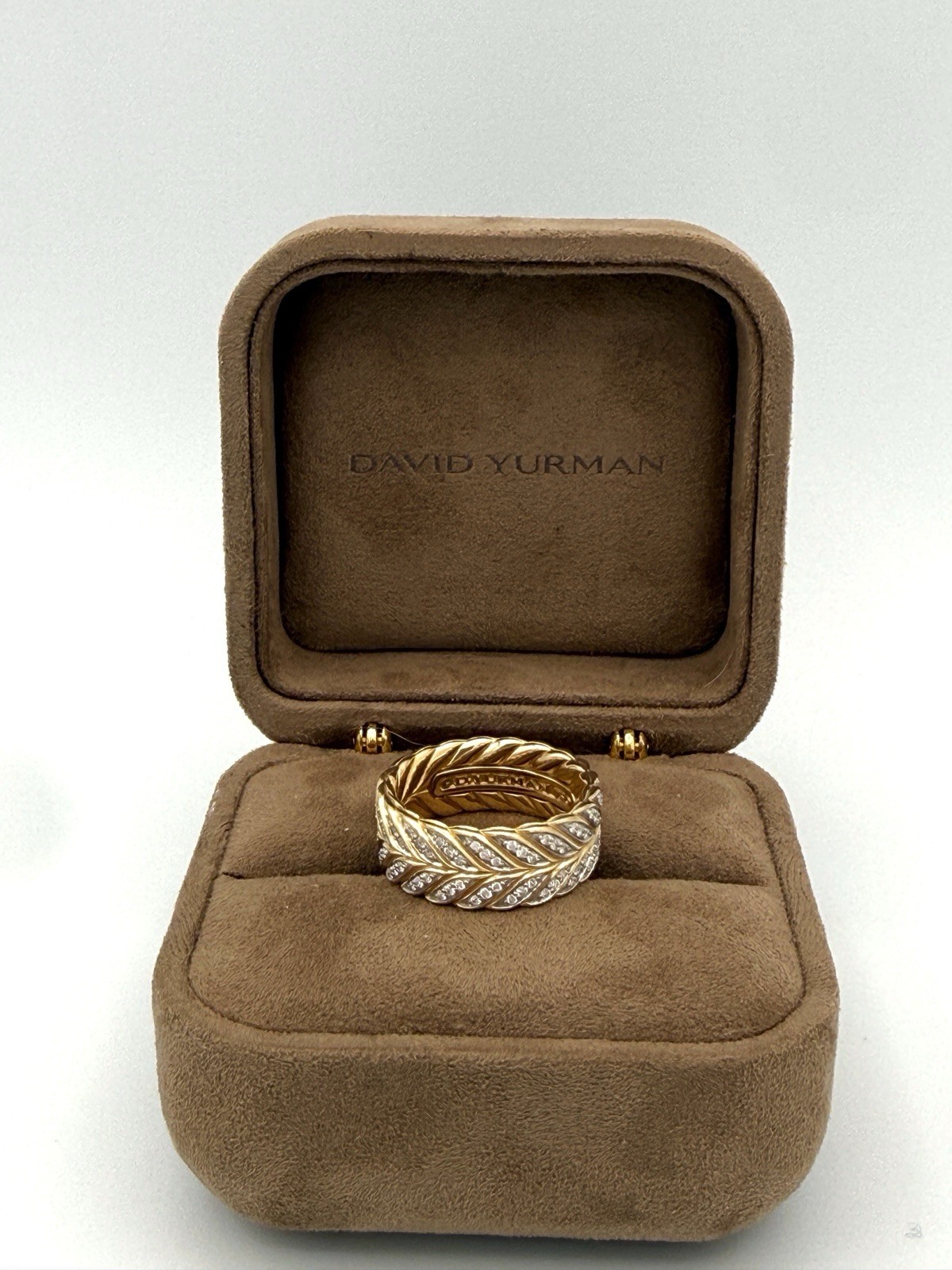 David Yurman Chevron Pave Diamond Band Ring 18K Yellow Gold 9mm Size 9 14.4g