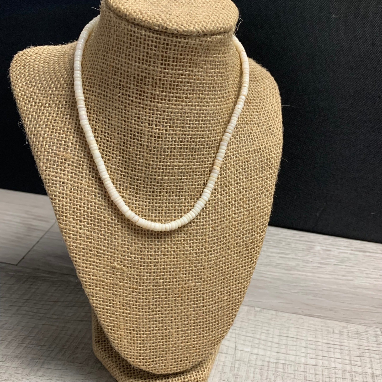 Vintage White Heishe Shell Bead Necklace 16 Inch Barrel Clasp Boho Coastal 3584