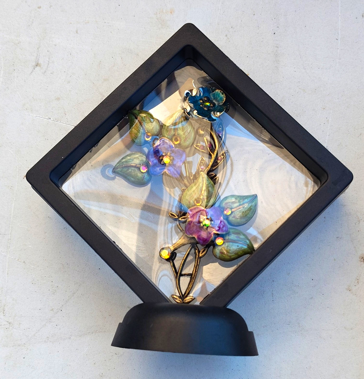 Multicolor Enamel Flower Brooch Pin – Unisex Adults, Flowers & Plants Theme