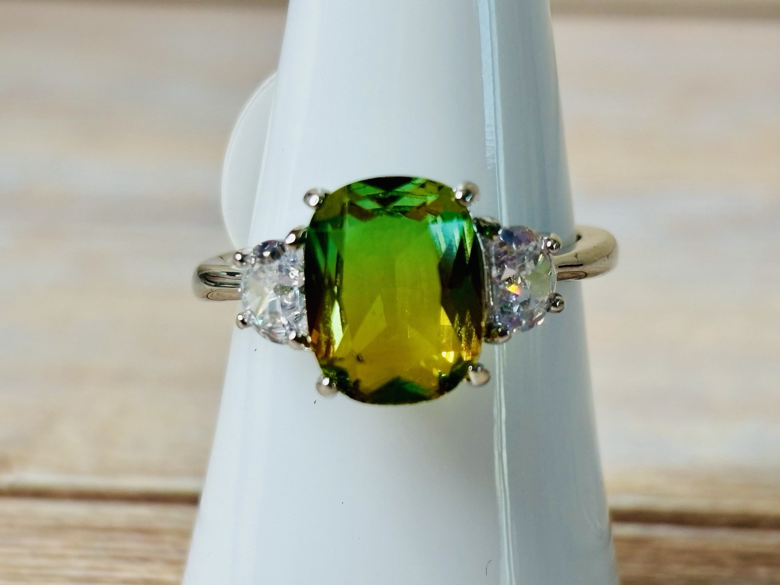 NWT RBP2121 Endless Horizons Lime Bi Paridot On Rhodium Plated Band Ring Size 8