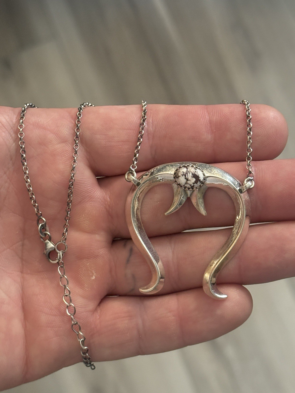STERLING SILVER NATIVE AMERICAN SW WILD HORSE SOLID CAST NAJA NECKLACE ADJ .925