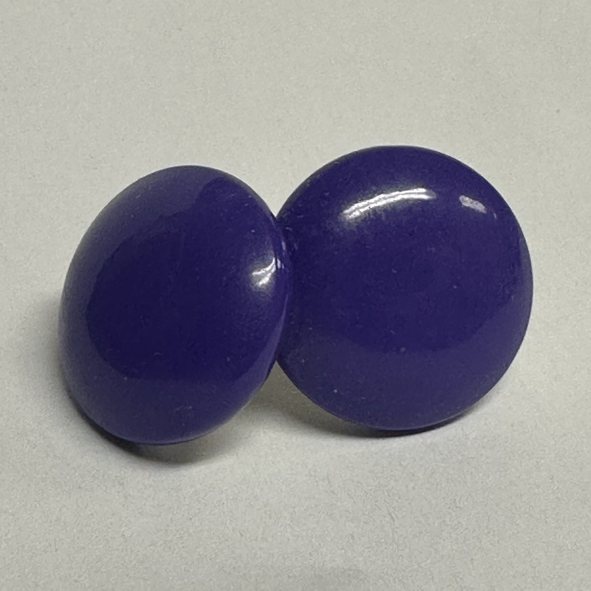 Round Purple Plastic Stud Earrings Butterfly Closure No Stone