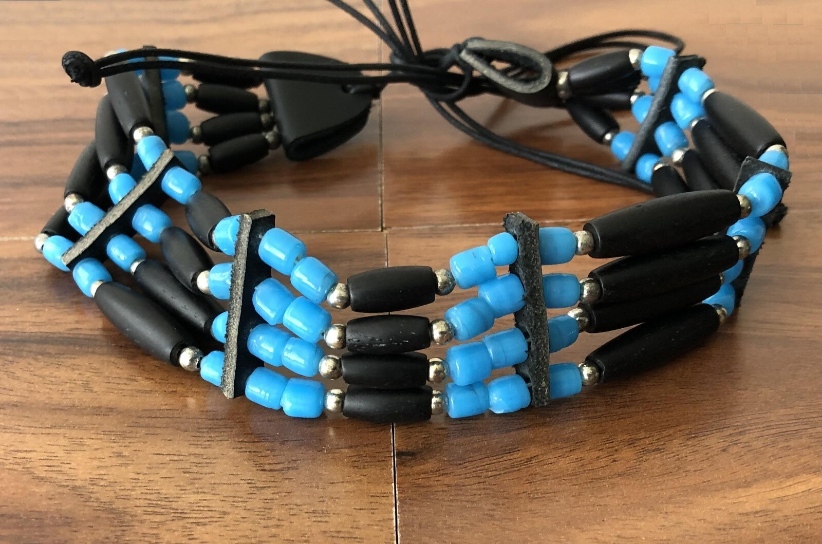 Native American Indian Style Buffalo Bone Choker Necklace Beaded Tradition Blue