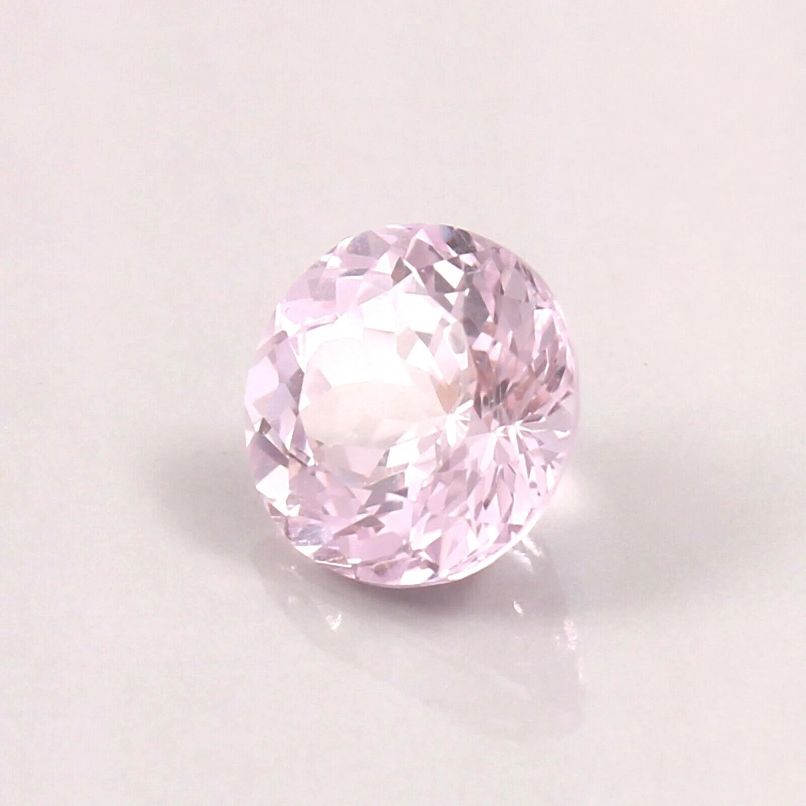 AAA 7.60+ Ct Ravishing Natural Soft Pink Sapphire Loose Round Cut Gemstone