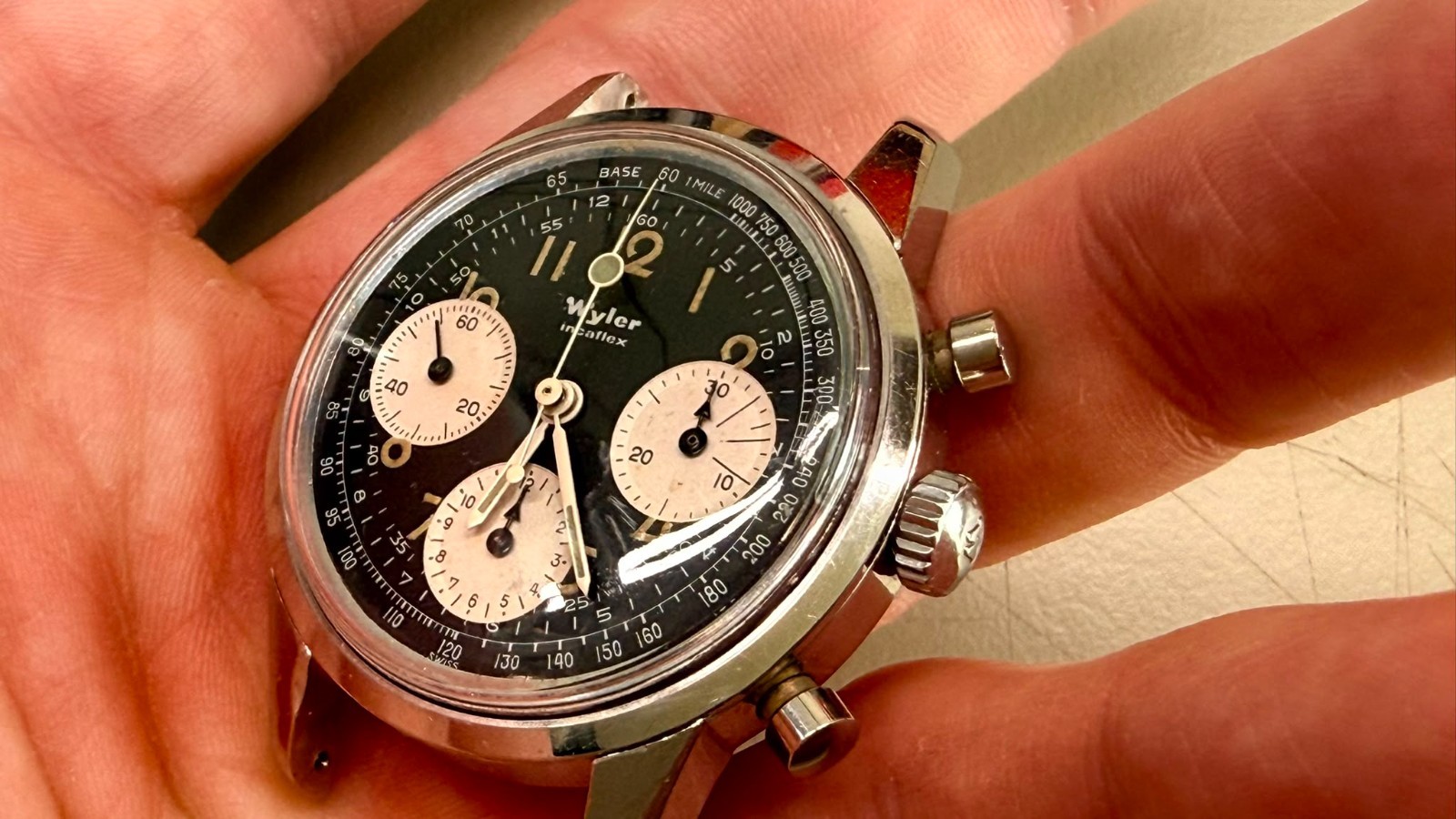 Wyler 1502-4 Incaflex Chronograph Valjoux 72 Movement 37mm