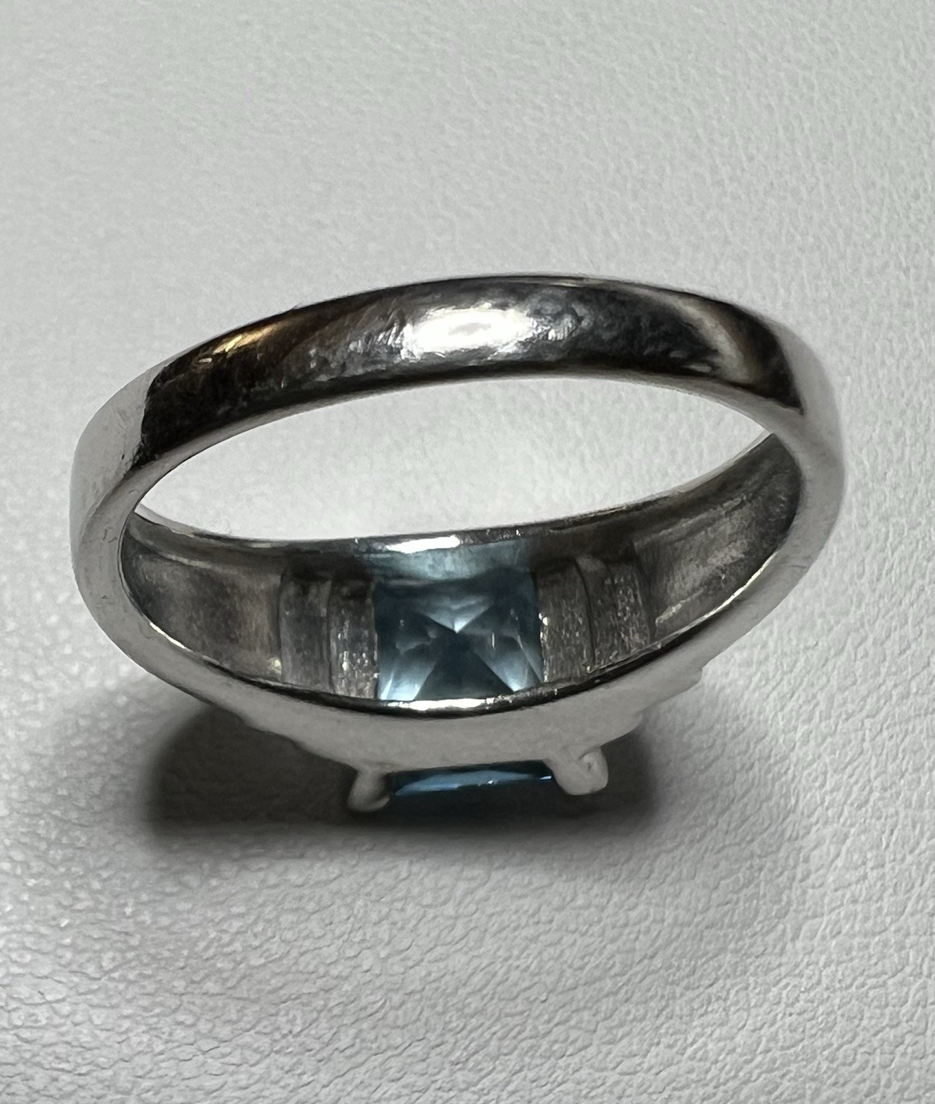 Vintage Sterling Silver 925 Signed Square Blue Topaz Prong Set Ring, Size 7.5